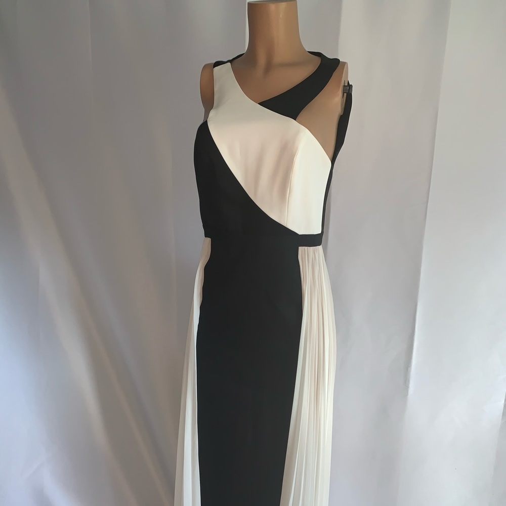 BCBGMaxAzria Georgia Halter Sheath dress